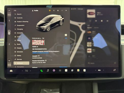 Used 2023 Tesla Model X Plaid image 23