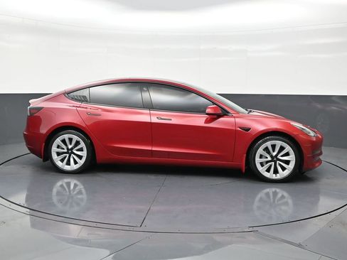 Used 2022 Tesla Model 3 Standard Range image 6