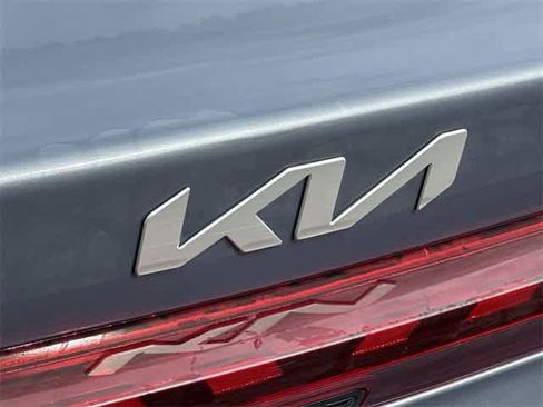 Used 2022 Kia K5 LXS image 15