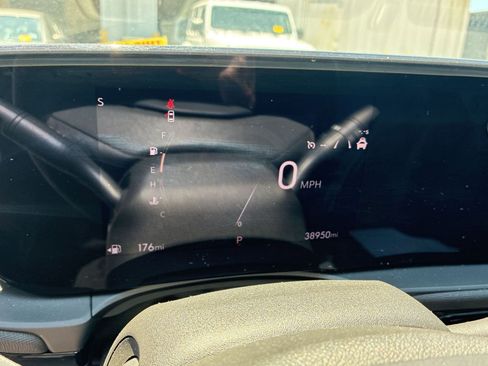 Used 2025 Buick Envista Sport Touring FWD image 10