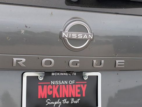 New 2026 Nissan Rogue SV FWD image 7