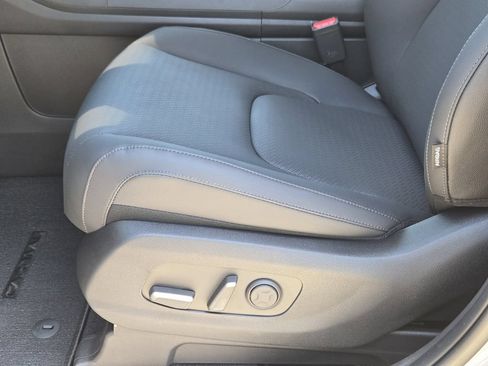 New 2026 Kia Carnival SX Prestige FWD image 17