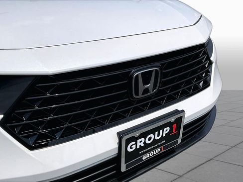Used 2023 Honda Accord EX image 29
