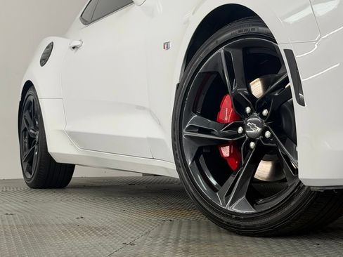 Used 2024 Chevrolet Camaro LT w/ RS Package RWD image 18