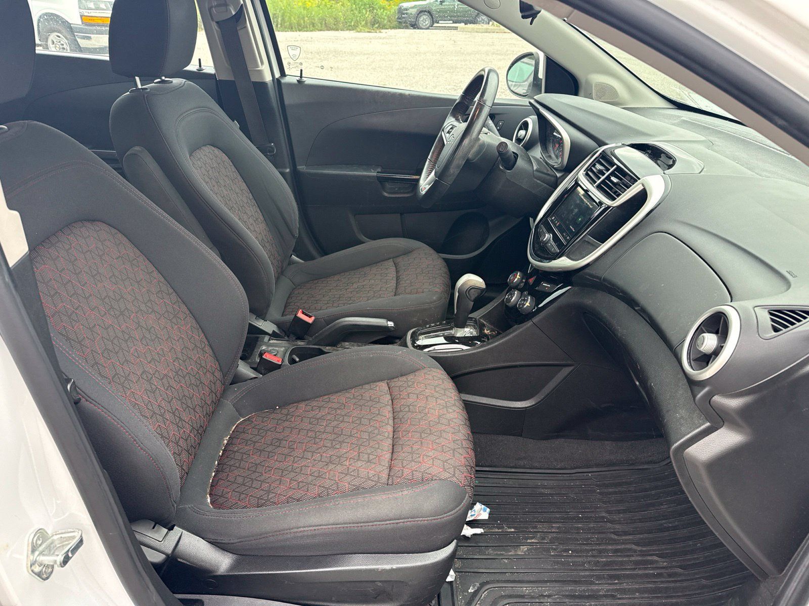 Used 2019 Chevrolet Sonic LT w/ Convenience Package FWD image 23