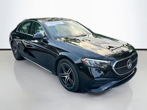 Certified 2025 Mercedes-Benz E 350 4MATIC Sedan image 3