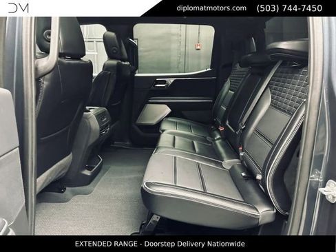 Used 2025 GMC Sierra EV Denali AWD/4WD image 23