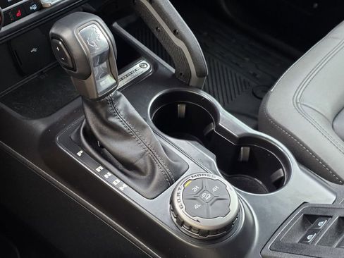 Used 2024 Ford Bronco Big Bend image 15