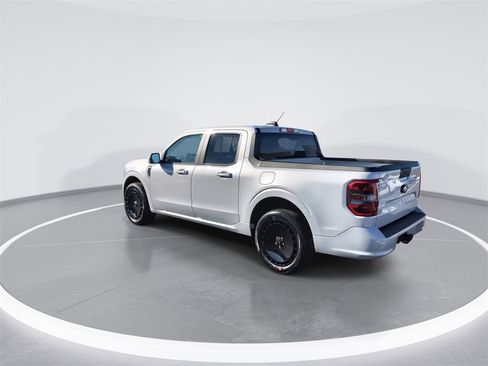 New 2026 Ford Maverick Lobo image 6