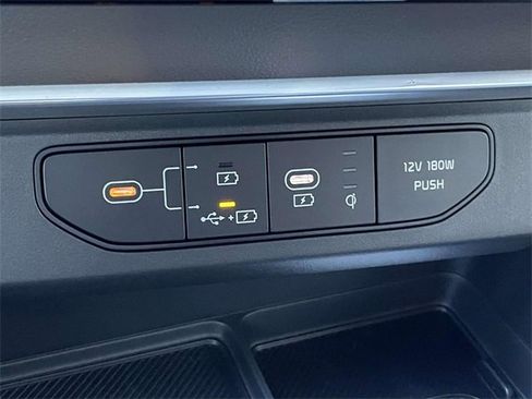 New 2026 Kia Carnival EX image 39