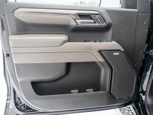 Used 2022 Chevrolet Silverado 1500 ZR2 image 18