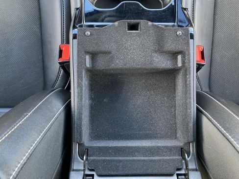 Used 2023 Jeep Grand Cherokee L Laredo image 29