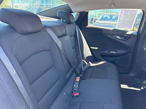 Used 2023 Chevrolet Malibu LT FWD image 19