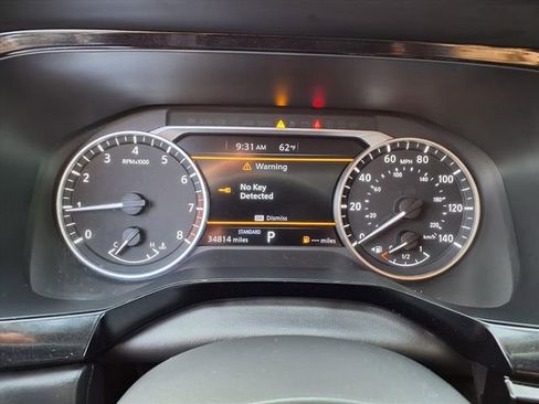 Used 2022 Nissan Pathfinder SV image 15