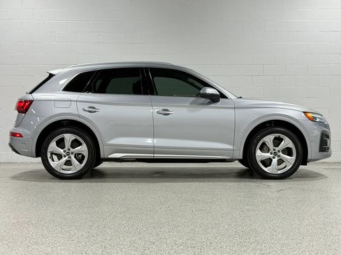 Used 2021 Audi Q5 Prestige AWD/4WD image 5