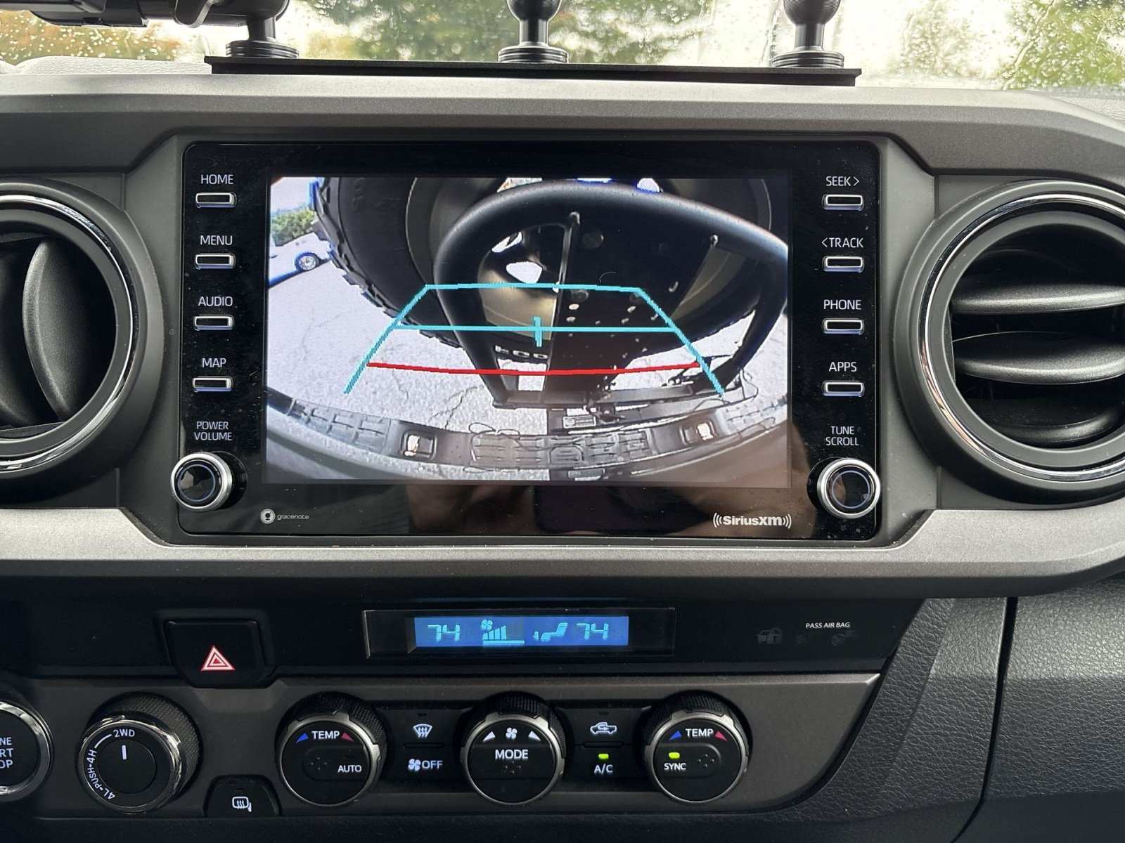 Used 2021 Toyota Tacoma TRD Off-Road w/ Technology Package AWD/4WD image 19