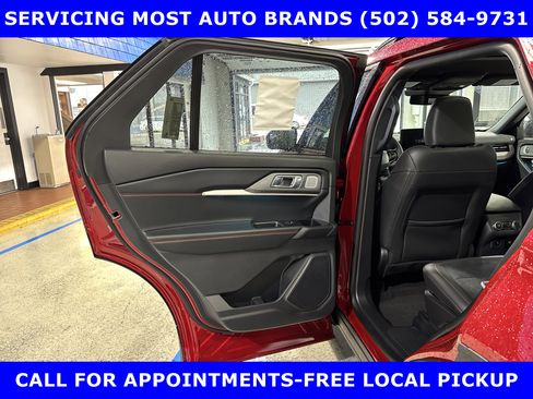 New 2026 Ford Explorer ST w/ Sun And Sound Package image 13