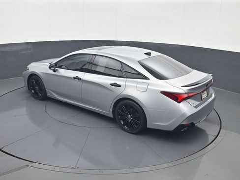 Used 2021 Toyota Avalon XSE FWD image 20