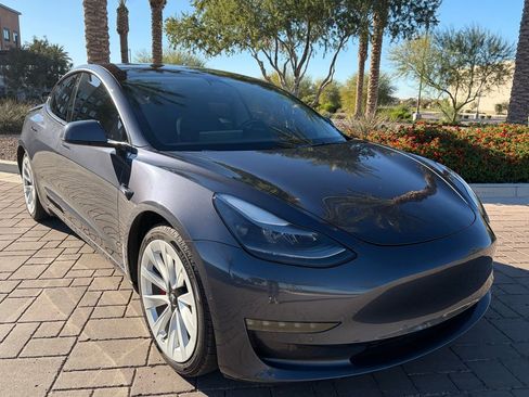 Used 2022 Tesla Model 3 Performance image 1