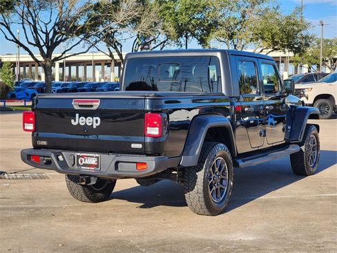 Used 2021 Jeep Gladiator Overland image 7