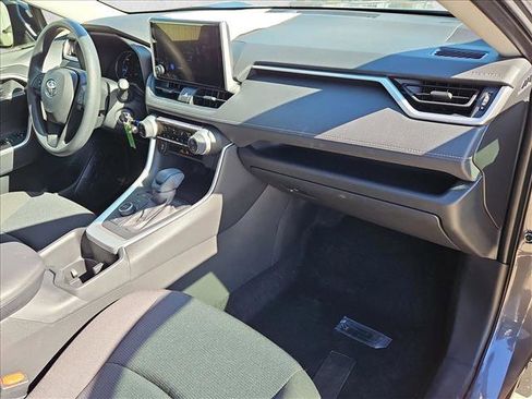 Used 2025 Toyota RAV4 LE image 19