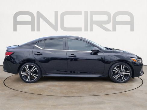 Used 2023 Nissan Sentra SR w/ SR Premium Package FWD image 15