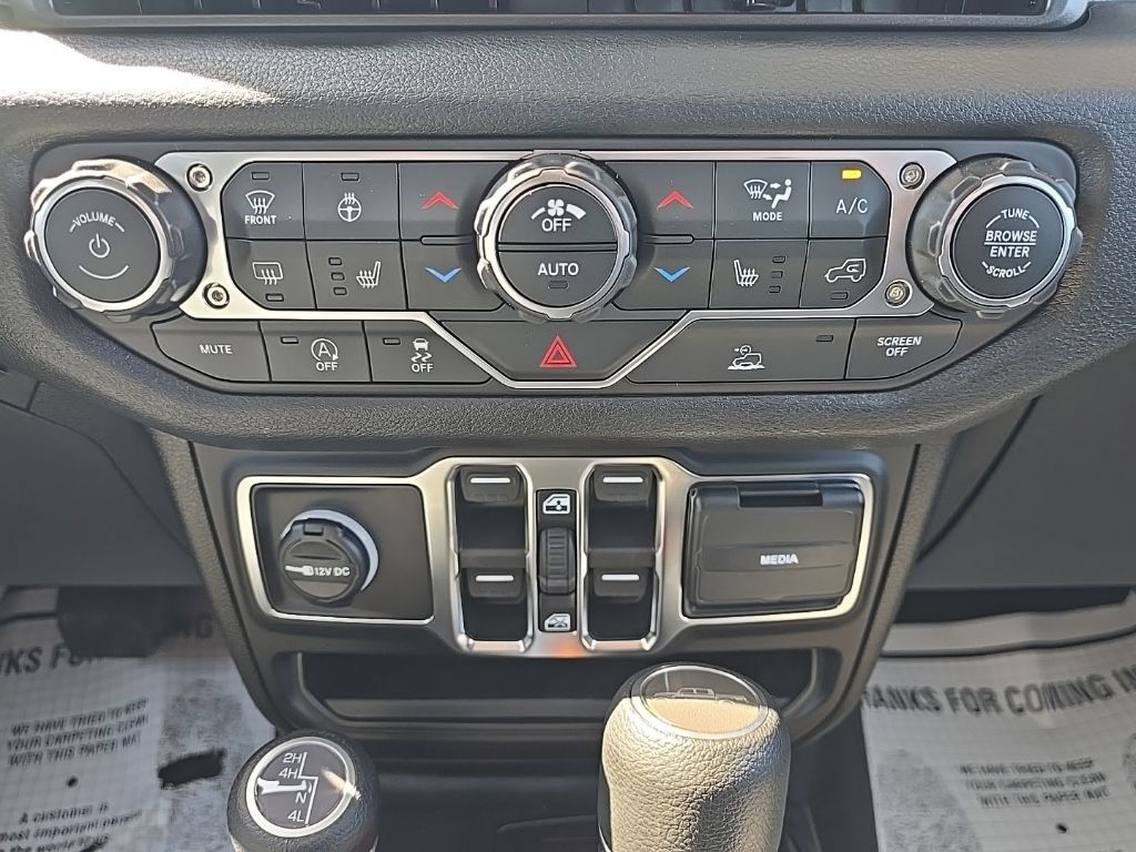 New 2026 Jeep Gladiator Sport AWD/4WD image 34