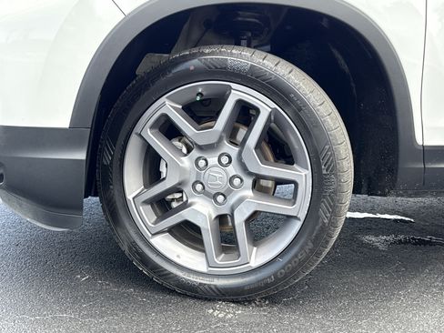 Certified 2023 Honda Passport EX-L image 42