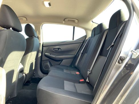 Used 2025 Nissan Sentra SV image 24