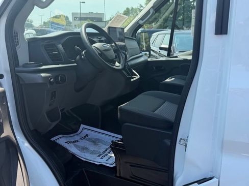 Certified 2026 Ford Transit 250 148 Medium Roof RWD image 9