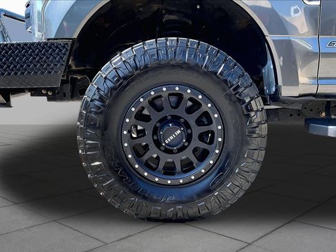 Used 2019 Ford F350 Lariat w/ Lariat Ultimate Package AWD/4WD image 11