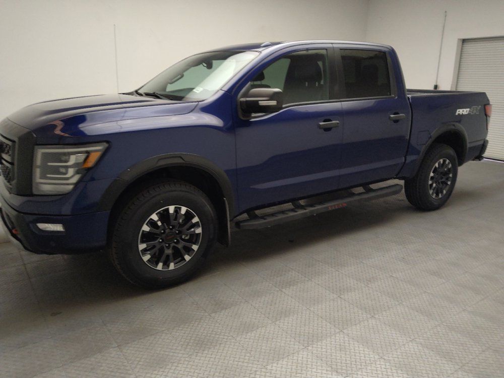 Used 2021 Nissan Titan PRO-4X w/ Pro-4x Convenience Package AWD/4WD image 2