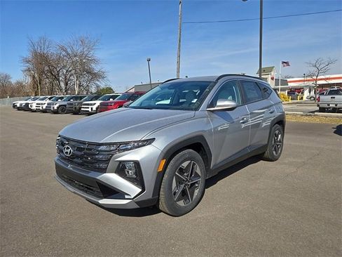 New 2025 Hyundai Tucson SEL image 2