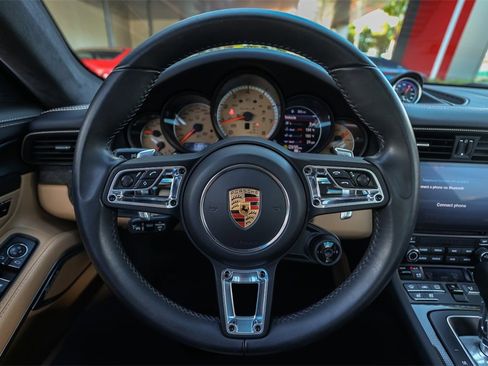 Used 2019 Porsche 911 Turbo S image 21