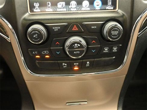 Used 2014 Jeep Grand Cherokee Overland image 21