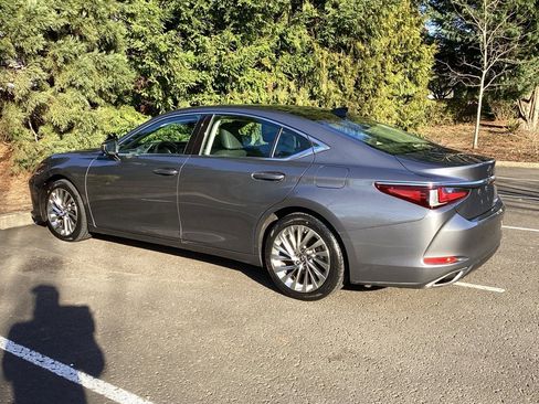 Used 2019 Lexus ES 350 Luxury image 8