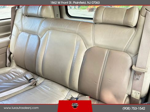 Used 2002 GMC Yukon XL Denali AWD/4WD image 18