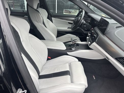 Used 2022 BMW M5 w/ Competition Package image 3