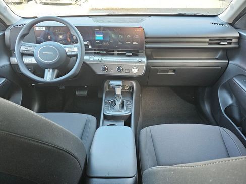 New 2026 Hyundai Kona SE image 13