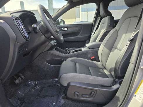 Certified 2023 Volvo XC40 Recharge Core w/ Protection Package Premier AWD/4WD image 20