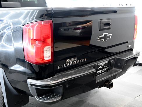 Used 2017 Chevrolet Silverado 1500 LTZ Z71 w/ LTZ Plus Package image 12