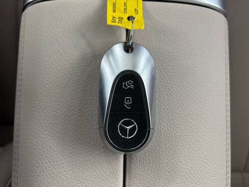 Used 2026 Mercedes-Benz CLE 300 4MATIC Coupe image 29