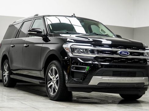 Used 2024 Ford Expedition Max Limited image 4