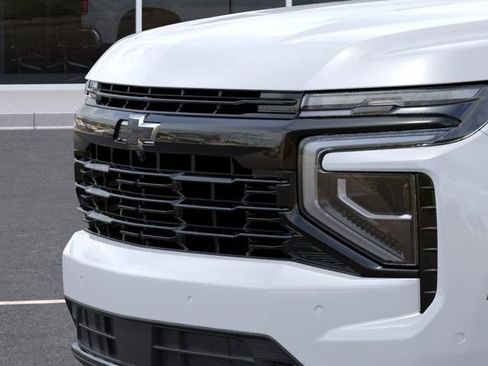 New 2026 Chevrolet Suburban RST image 13