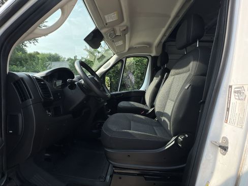 Used 2023 RAM ProMaster 2500 FWD image 18