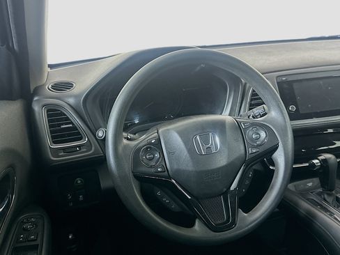 Used 2021 Honda HR-V EX image 18