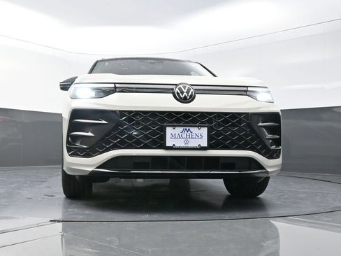 New 2026 Volkswagen Tiguan SE R-Line image 21