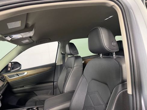 Used 2026 Volkswagen Atlas SE AWD/4WD image 21