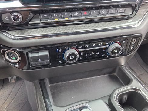 Used 2024 Chevrolet Silverado 1500 ZR2 w/ Technology Package AWD/4WD image 19