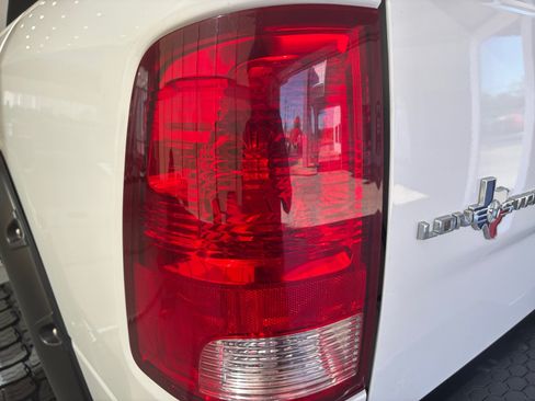 Used 2014 RAM 2500 Lone Star AWD/4WD image 18